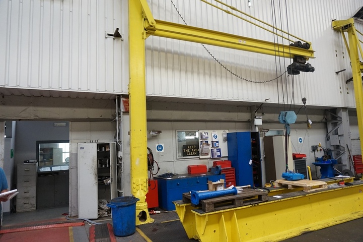 Jib Crane with Electric Hoist