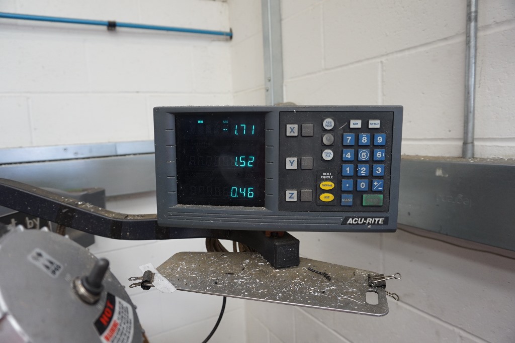 Bridgeport BR2J2 Turret Style Milling Machine