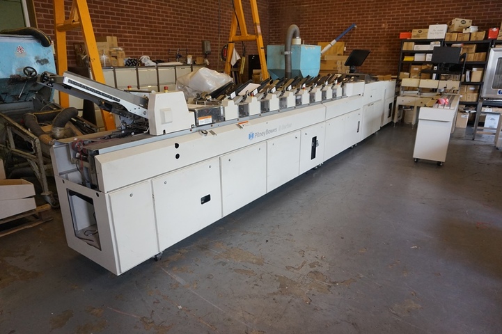 Pitney Bowes Model R600/R400 8 Series Mail Inserting System