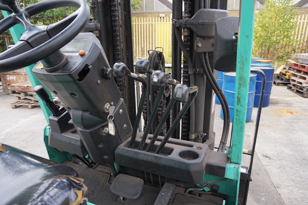 Mitsubishi Type 2F3C30 Electric Forklift Truck