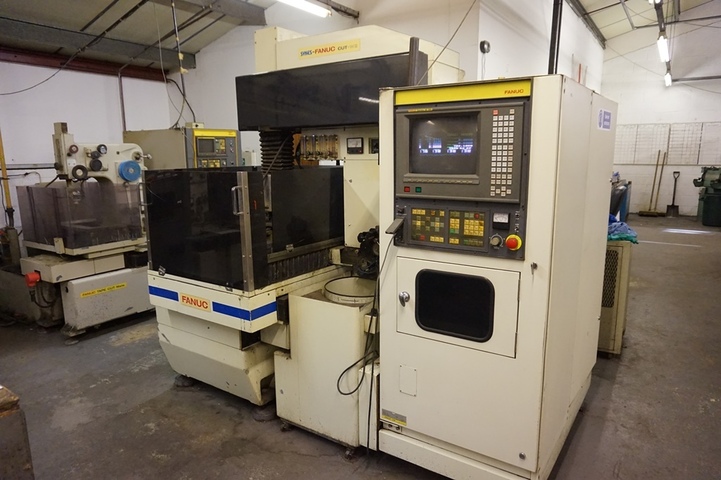 Fanuc CUT-WZ Wire EDM with Fanuc 16-WA Control