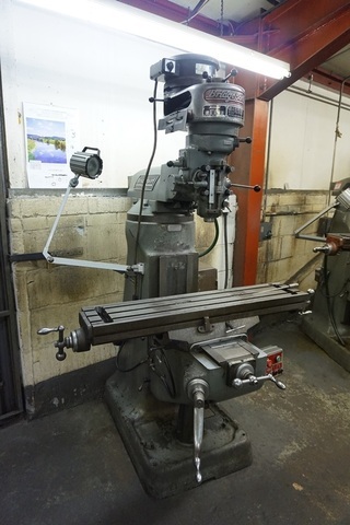 Bridgeport BRJ Turret Milling Machine