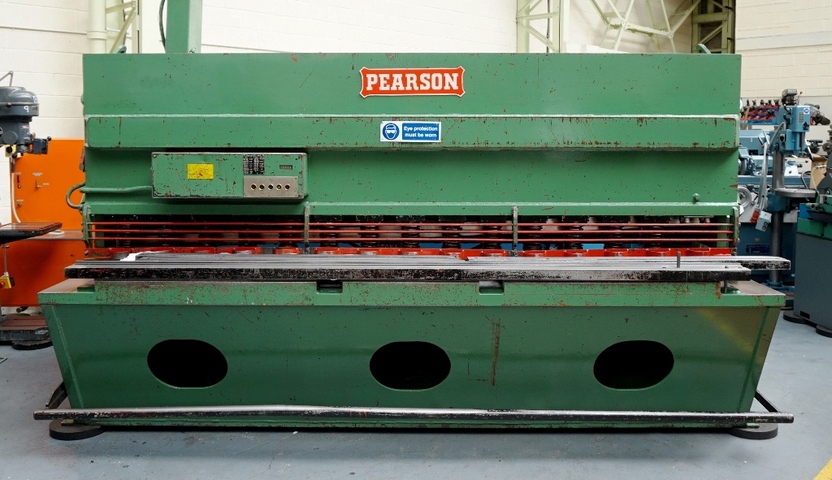 Pearson Model 10.5 Hydraulic Guillotine