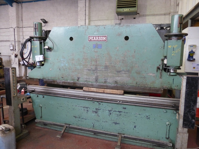 Pearson 70 Ton x 10ft Capacity Hydraulic Downstroking Pressbrake