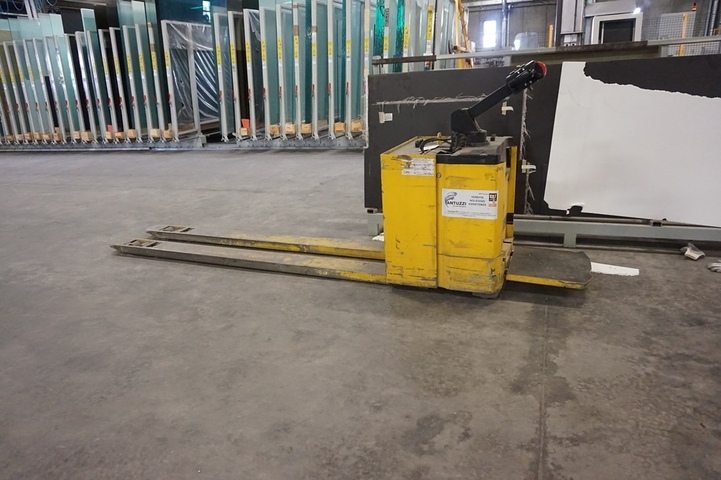 Pimespo Model TSX-30-1150 Ride on Pedestrian Pallet Truck