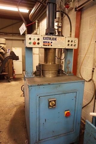 Extrude Hone Honing Machine