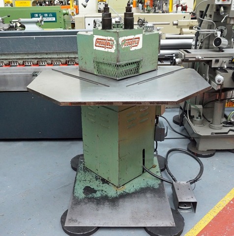 Pierce All Sheet Metal Corner Notcher