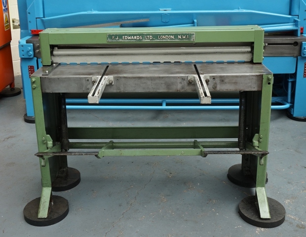 Edwards Treadle Guillotine