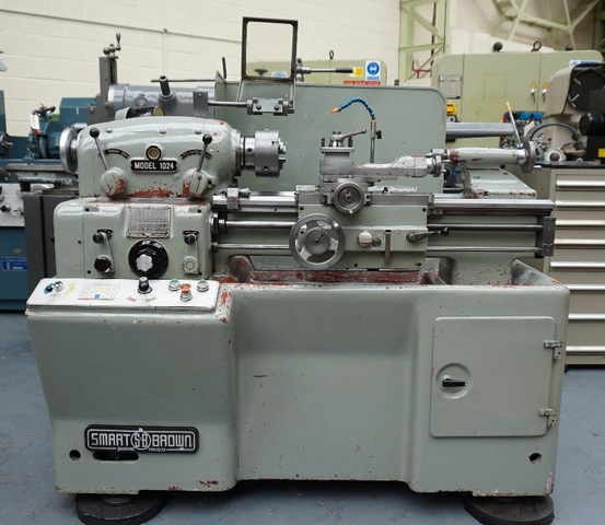 Smart & Brown Type 1024 Toolroom Centre Lathe