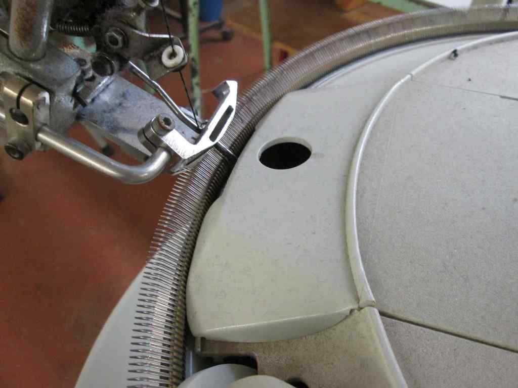 KMF '761.5.14' 14 point Linking Machine