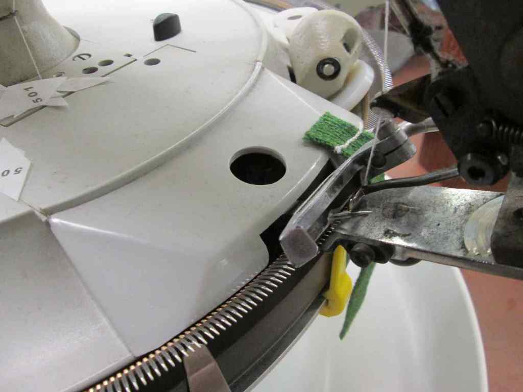 KMF '761.5.14' 14 point Linking Machine