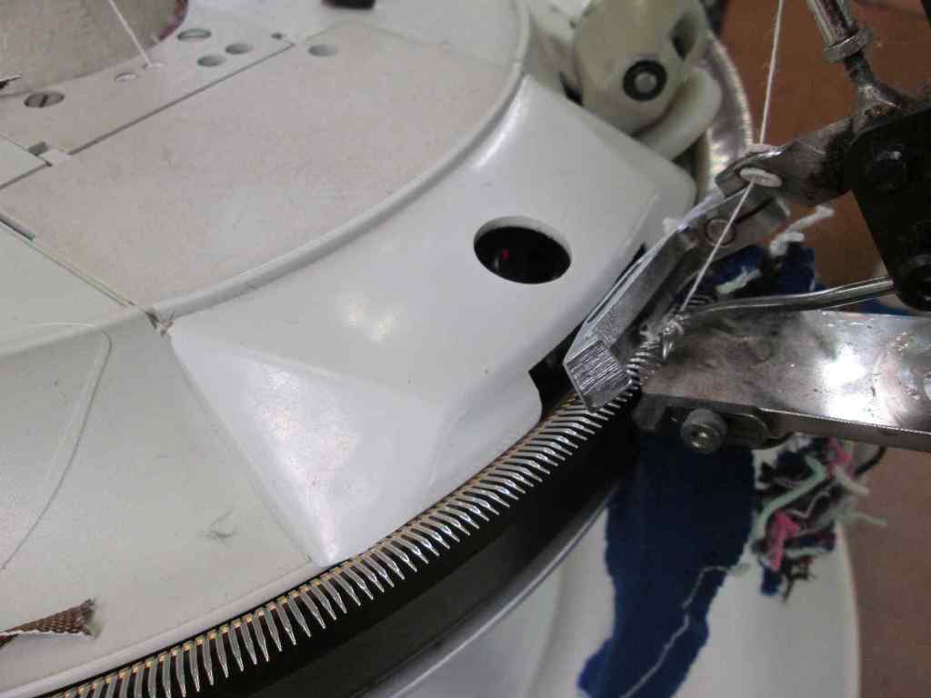 KMF '761.5.14' 14 point Linking Machine