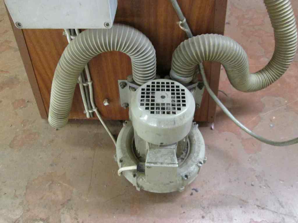 Mathbirk Twin Needle Oversewer