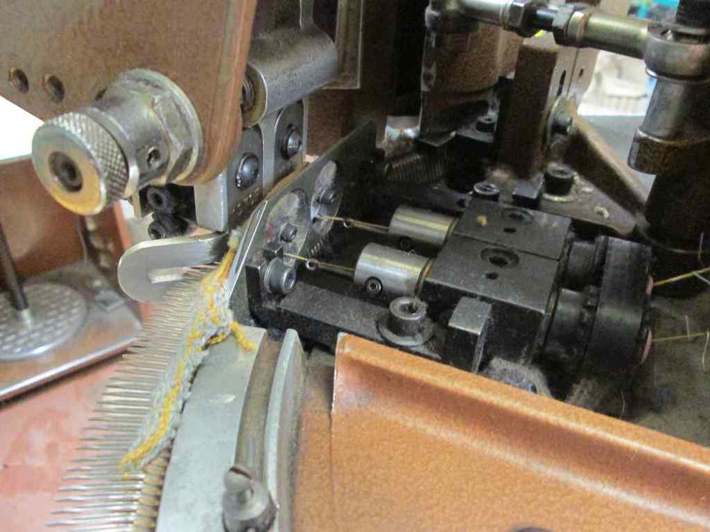 Mathbirk Twin Needle Oversewer