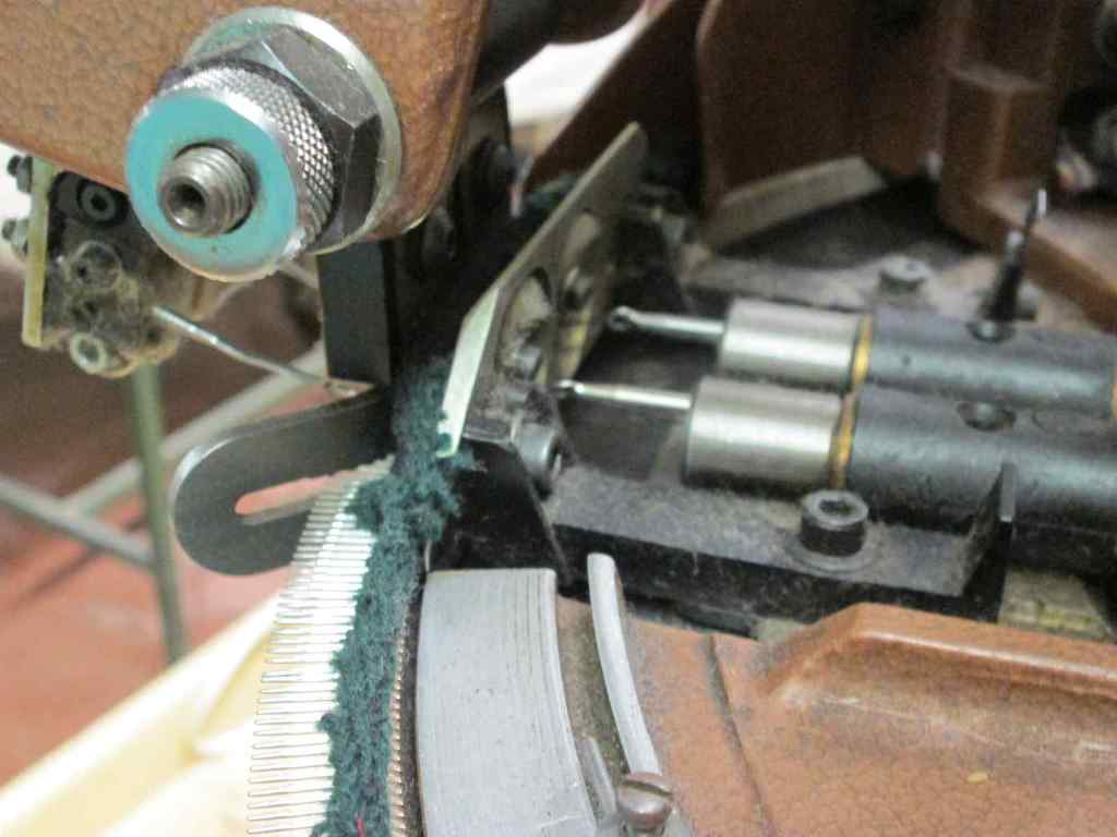 Mathbirk Twin Needle Oversewer