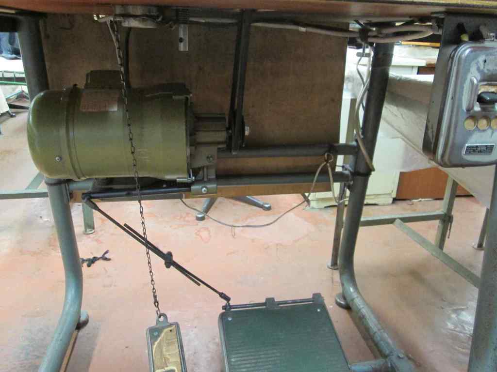 Rimoldi ' COV A1-GR' Cup Seamer with Stand and Motor