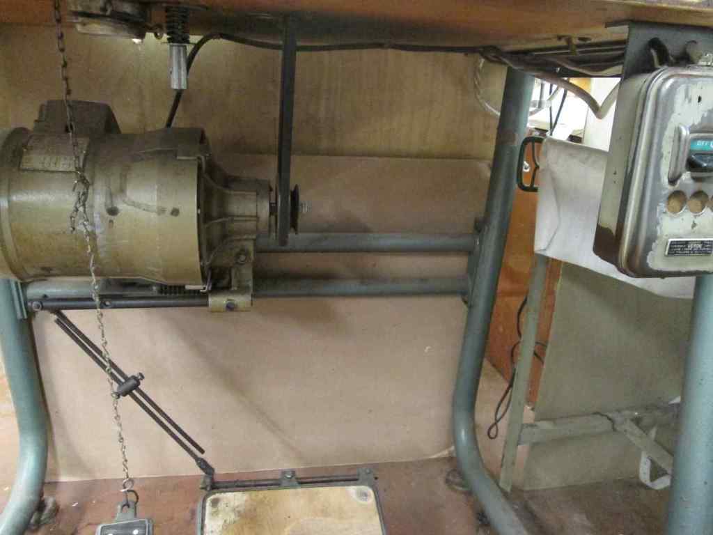 Rimoldi ' COV A1-GR' Cup Seamer with Stand and Motor