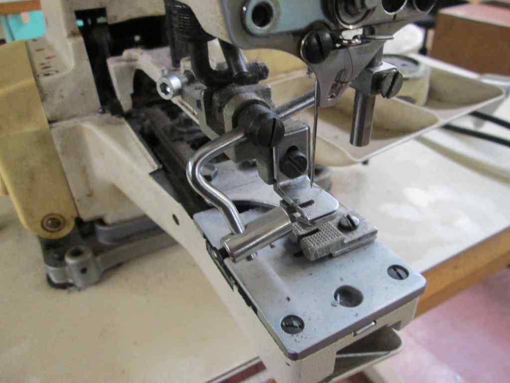 Juki 'MB373' Button Sewer