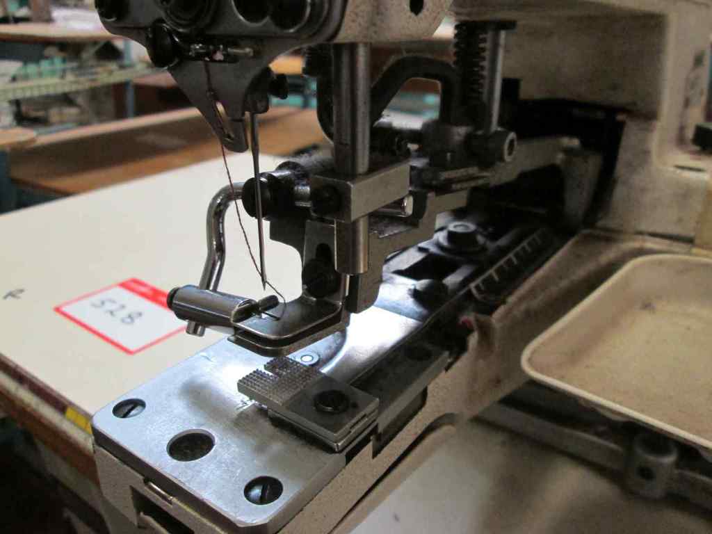 Juki 'MB373' Button Sewer