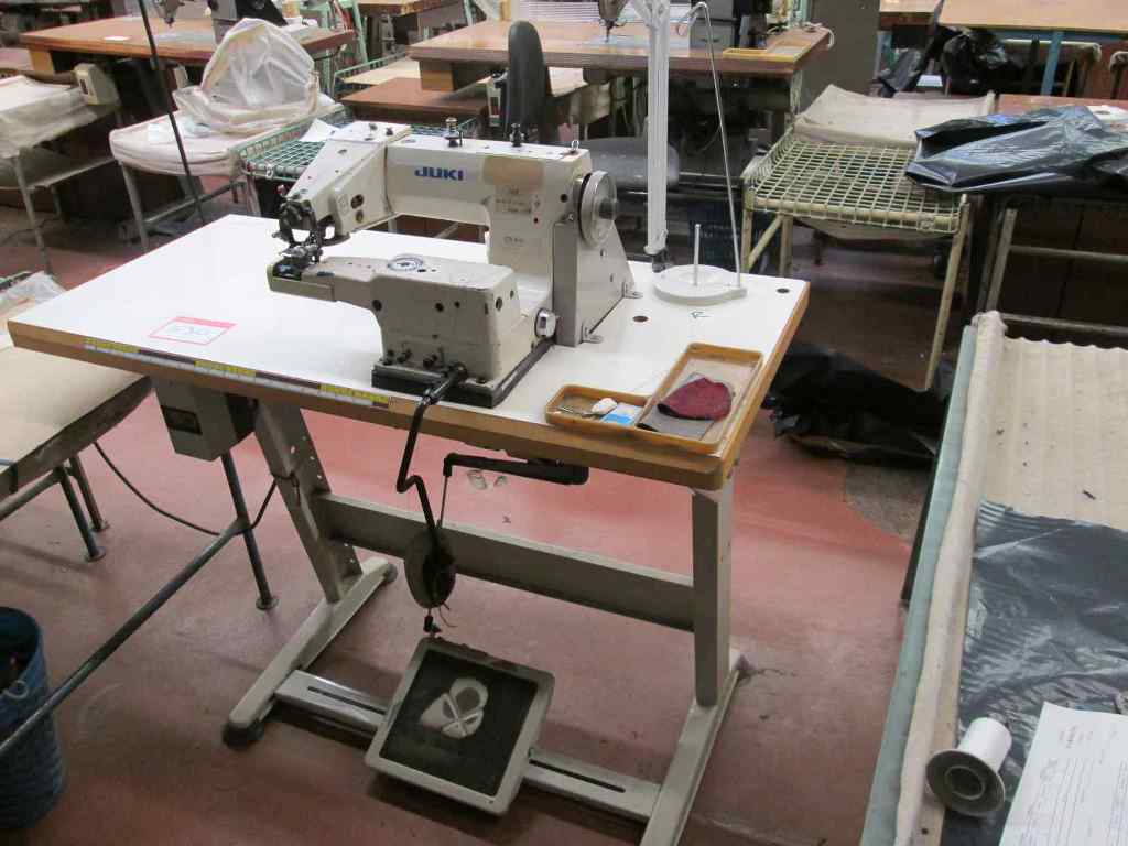 Juki 'CB-461'Blindstitch