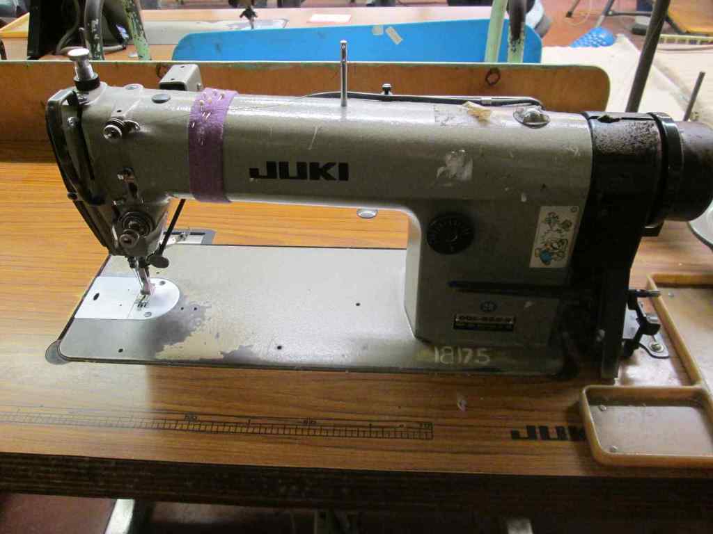 Juki 'DDL-555-4' Single Needle Lockstitch