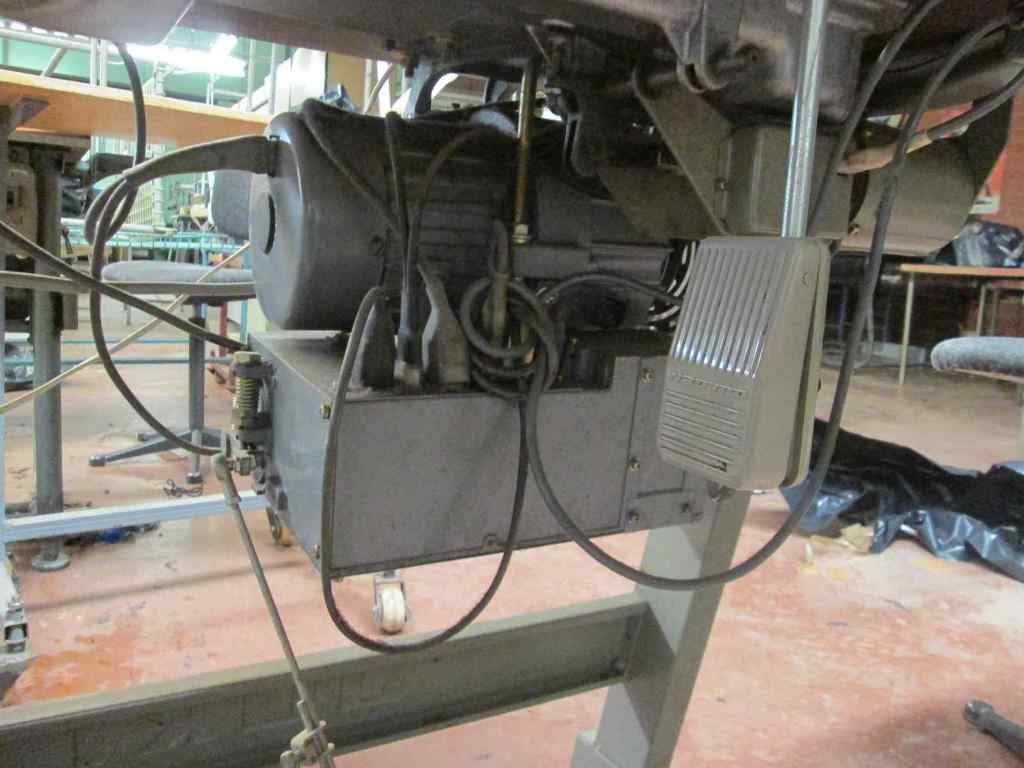 Juki 'DDL-555-4' Single Needle Lockstitch