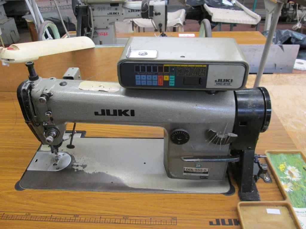 Juki 'DDL-555-5' Single Needle Lockstitch