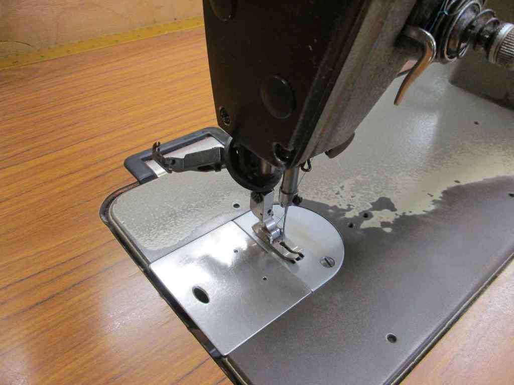 Juki 'DDL-555-5' Single Needle Lockstitch