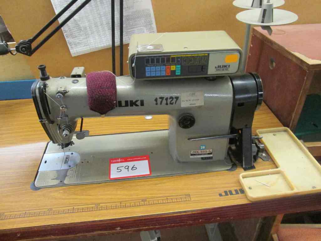 Juki 'DDL-555-5' Single Needle Lockstitch
