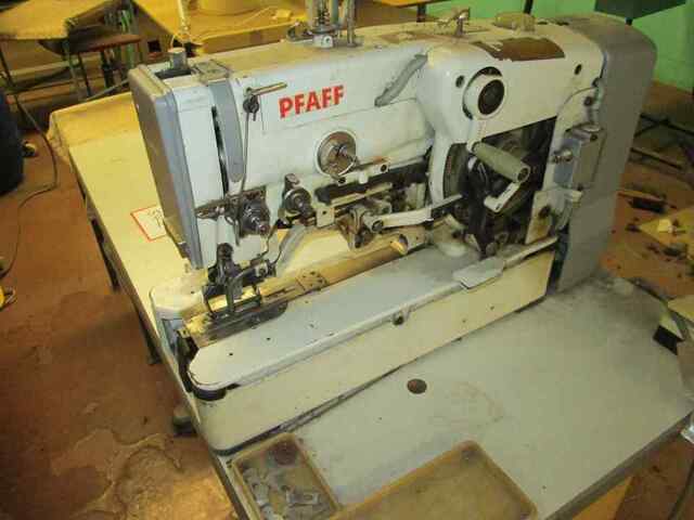 Pfaff '901-3915-183/002' Button Holer