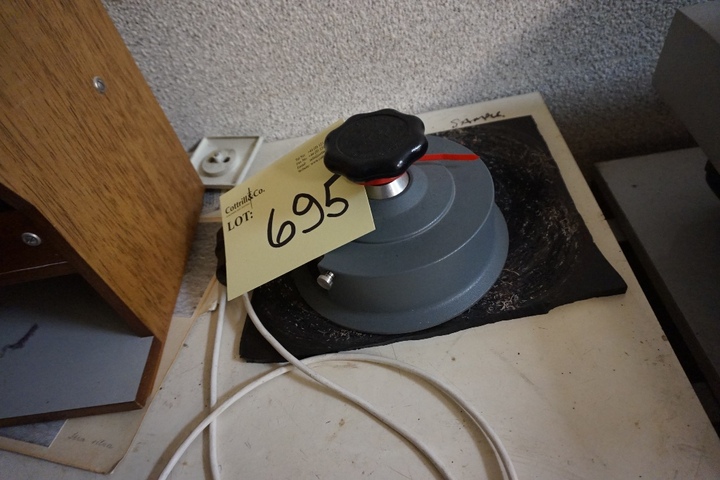 Wool & Cotton Sample Tester