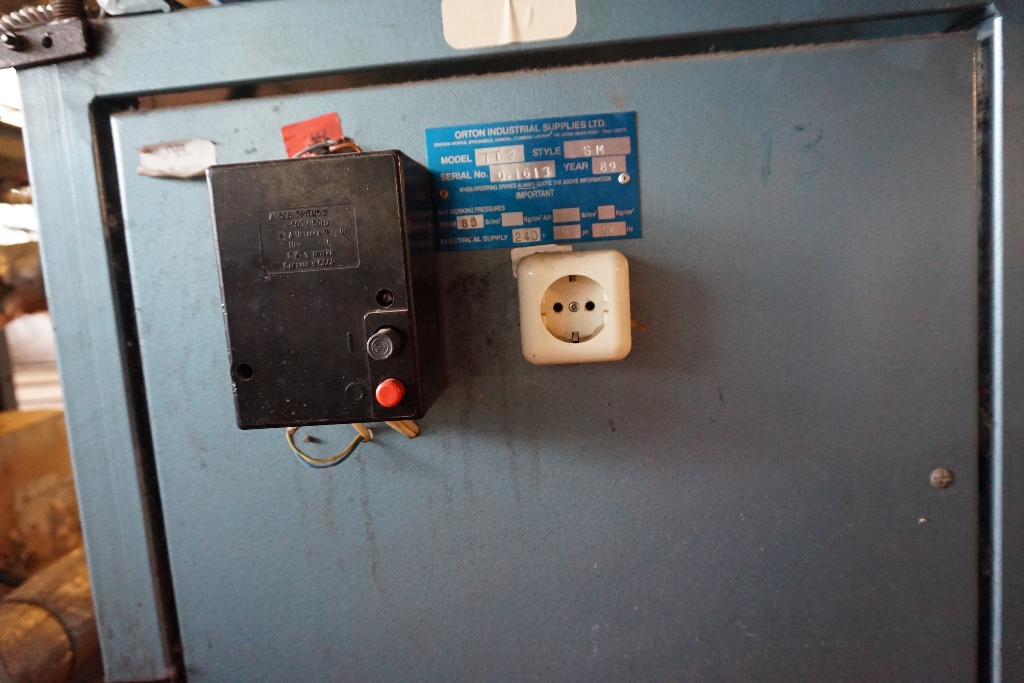 Orton Tiptop Model TT2 180cm x 80cm Steam Heated Table