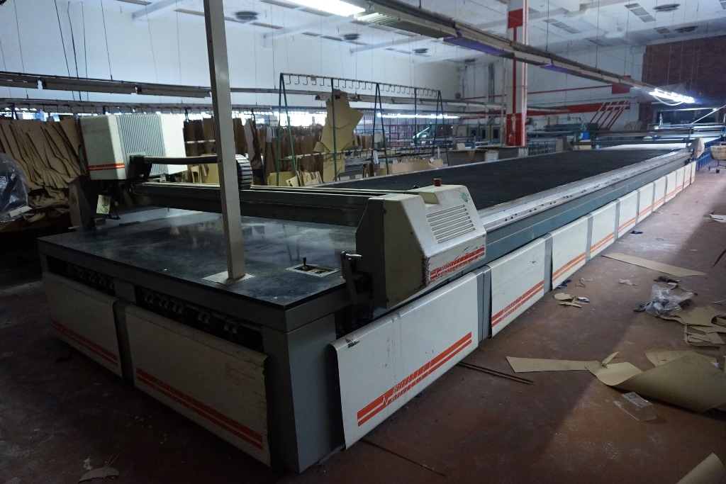 Bullmerwerk Type Investcut 3 CNC Cutting Table