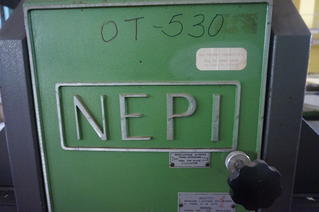 Nepi Steam Heated Conveyorised Press with 180cm x 180cm Press Head