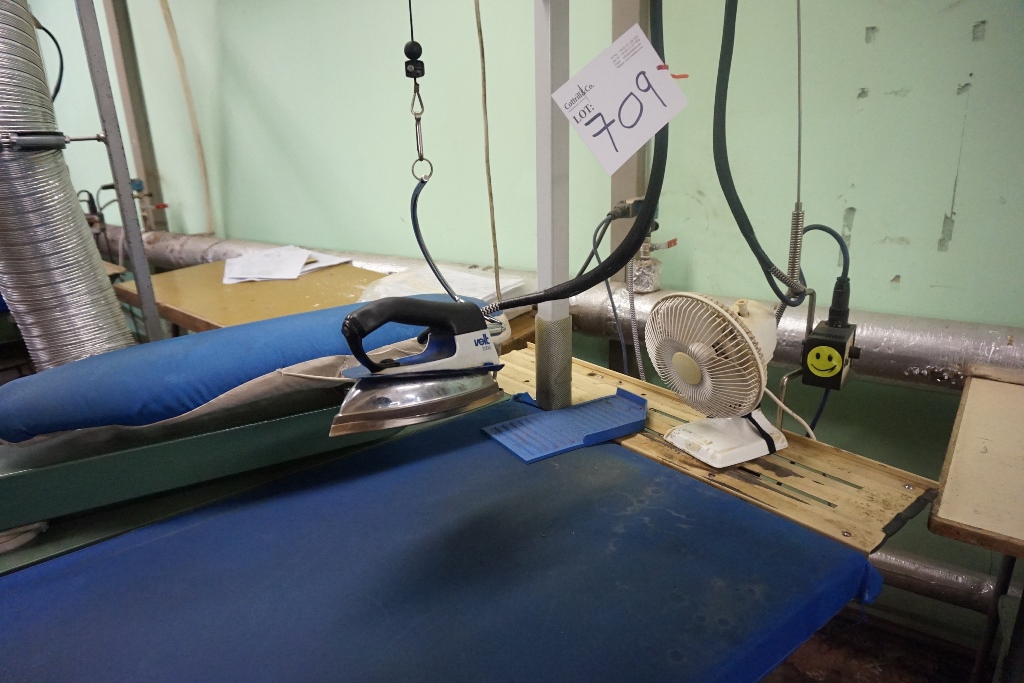 Namoto Vacuum Ironing Table