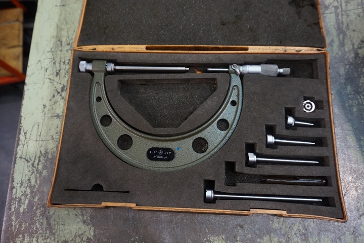 0 – 6’’ Adjustable Micrometer