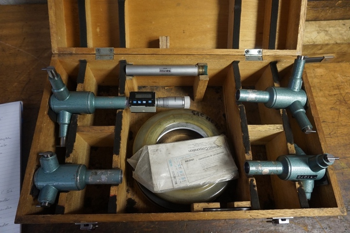 Mitutoyo 4’’ – 8’’ Digital Bore Micrometer