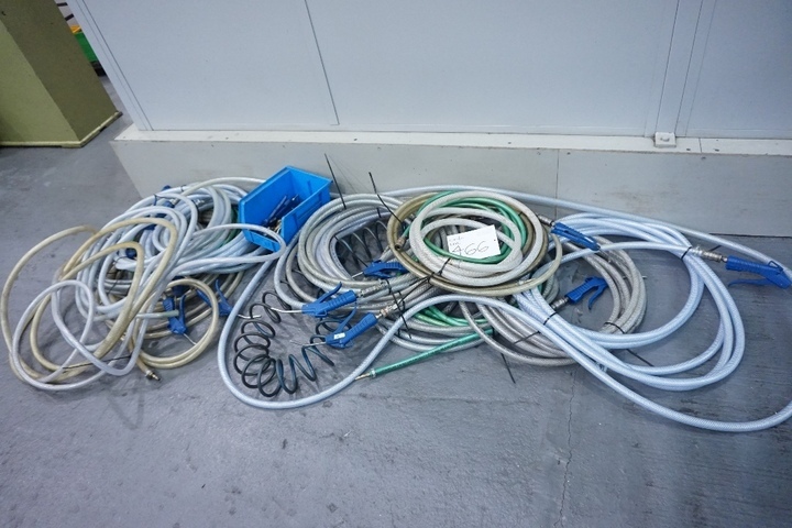 Qty Air Pipes & Accessories