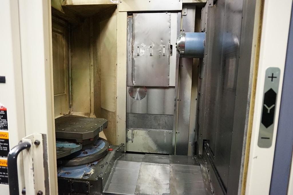 OKK HM4 Twin Pallet Horizontal Machining Centre with Fanuc 21i-M Control