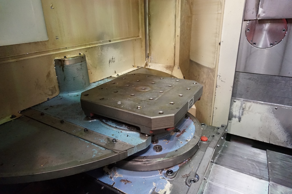 OKK HM4 Twin Pallet Horizontal Machining Centre with Fanuc 21i-M Control