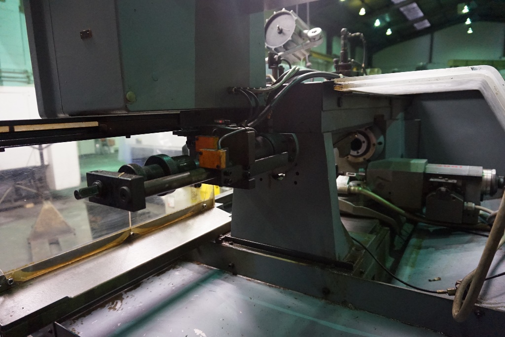 Koefpfer Type 153A Universal Gear Hobbing and Worm Milling Machine