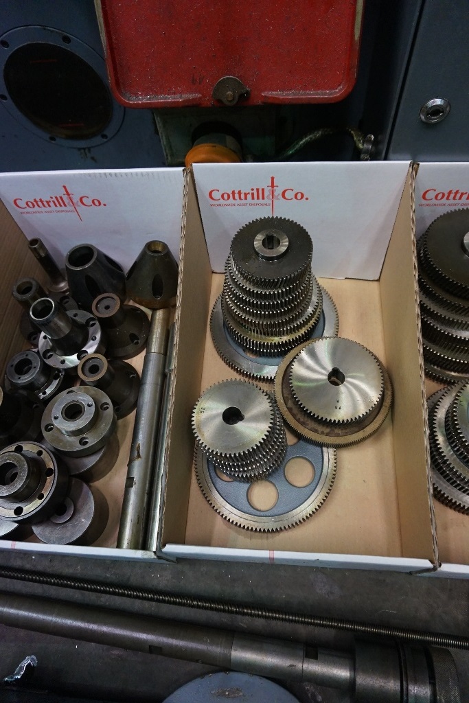 Koefpfer Type 153A Universal Gear Hobbing and Worm Milling Machine