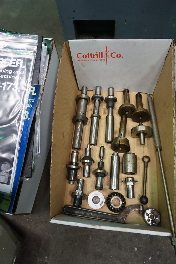 Koefpfer Type 153A Universal Gear Hobbing and Worm Milling Machine