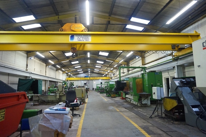 10 Ton Crane