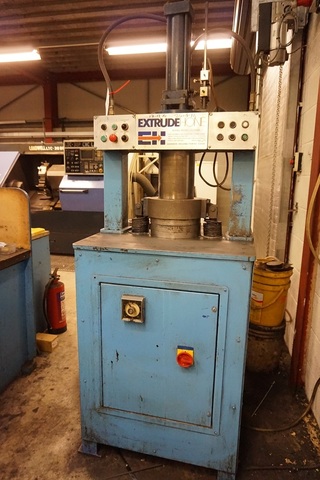 Extrude Hone Honing Machine