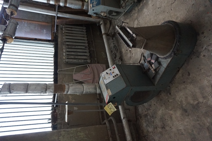 Ibis Style FM12 Formaster Steam Heated Garment Finisher