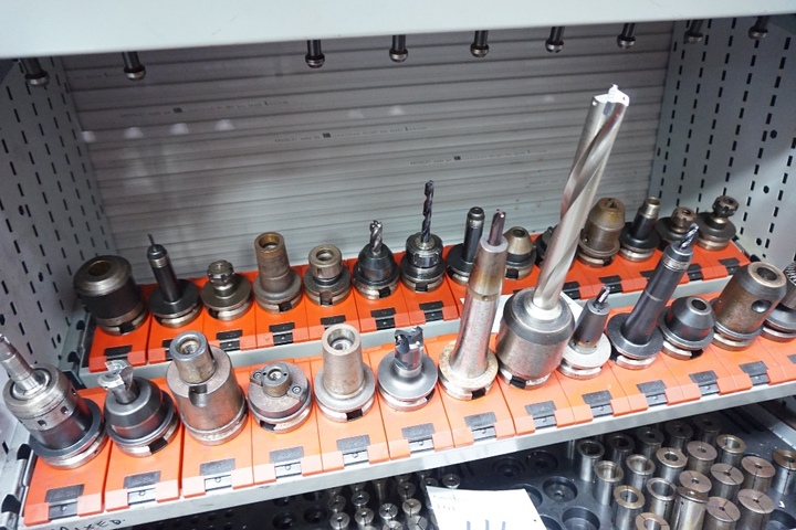 Qty of BT 40 Tooling