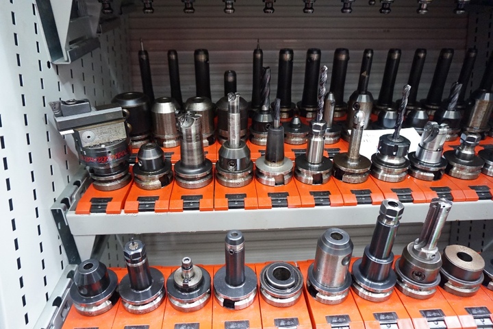 Qty of BT 40 Tooling