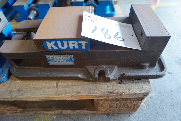 Kurt 6 inch Machine Vice