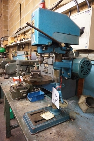 Astra GWT26A 6mm Capacity Tapping Machine